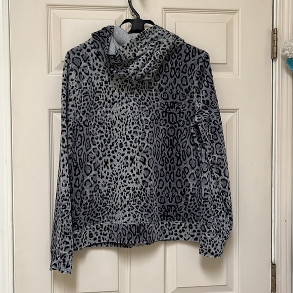 Leopard jacket - Picture 2 of 5